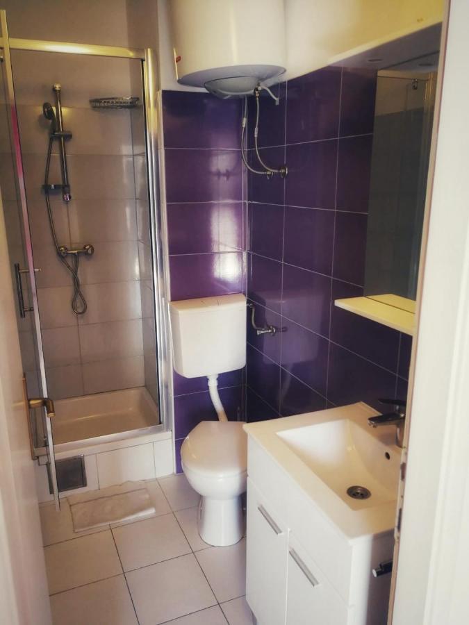 Apartmani Leon Biograd Na Moru Bagian luar foto