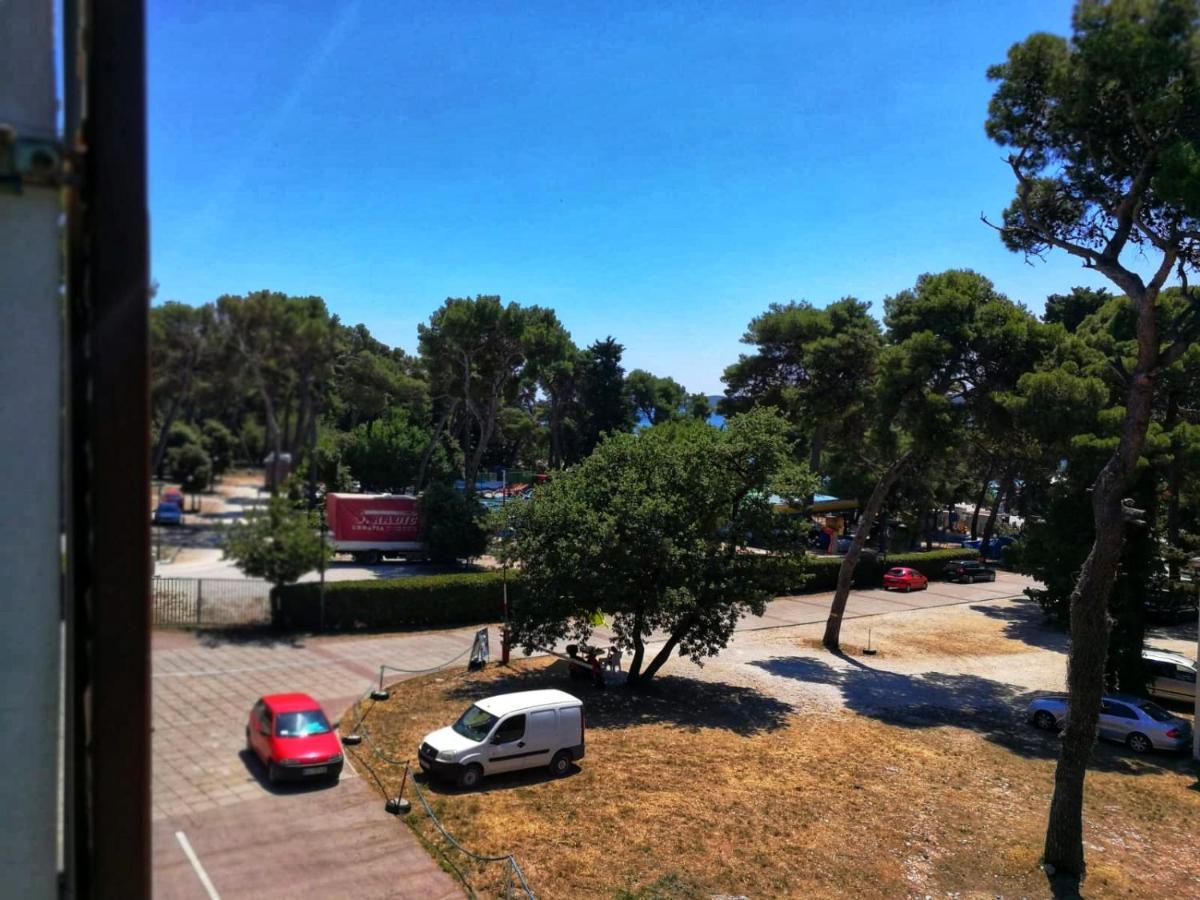 Apartmani Leon Biograd Na Moru Bagian luar foto