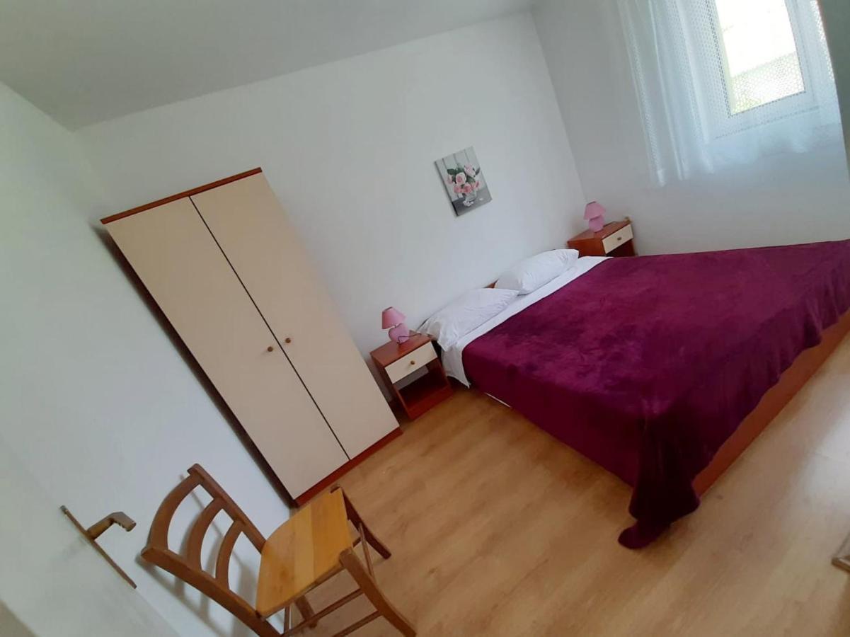 Apartmani Leon Biograd Na Moru Bagian luar foto