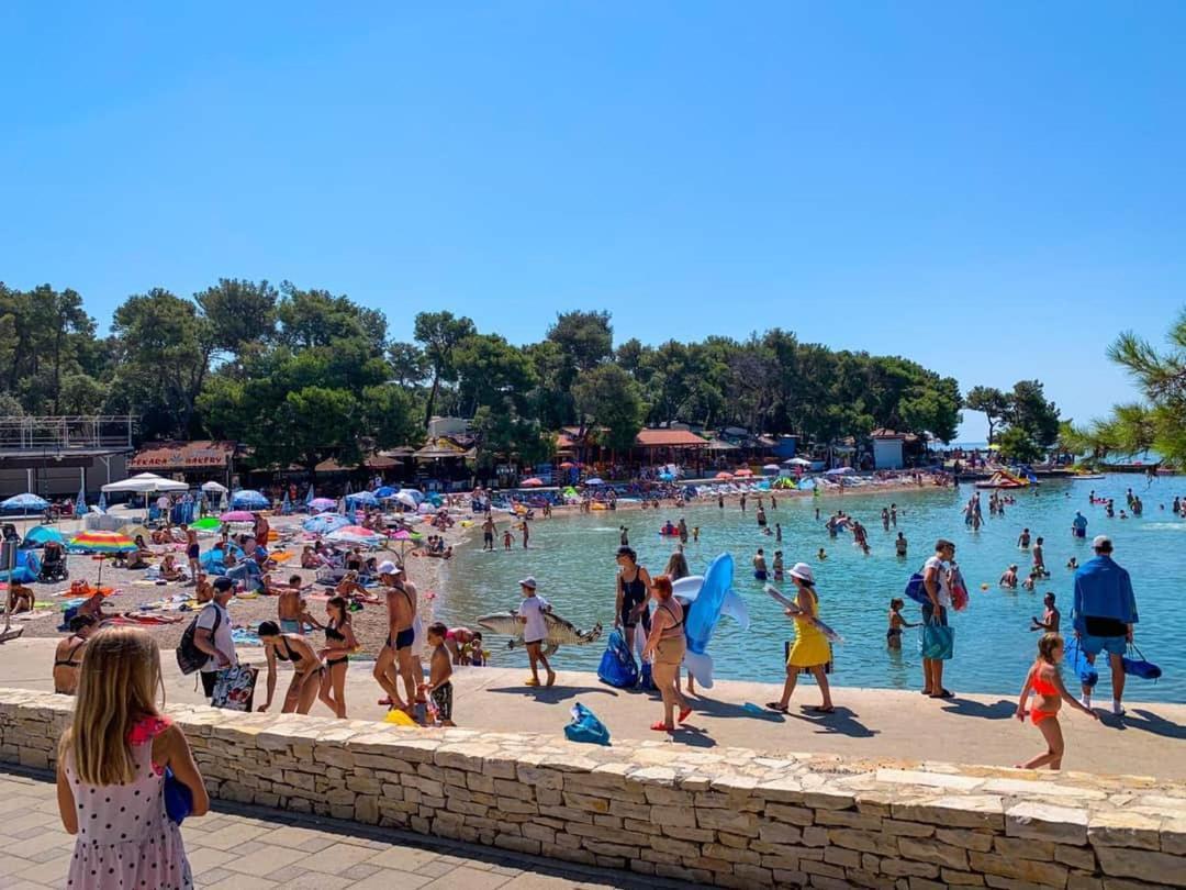 Apartmani Leon Biograd Na Moru Bagian luar foto